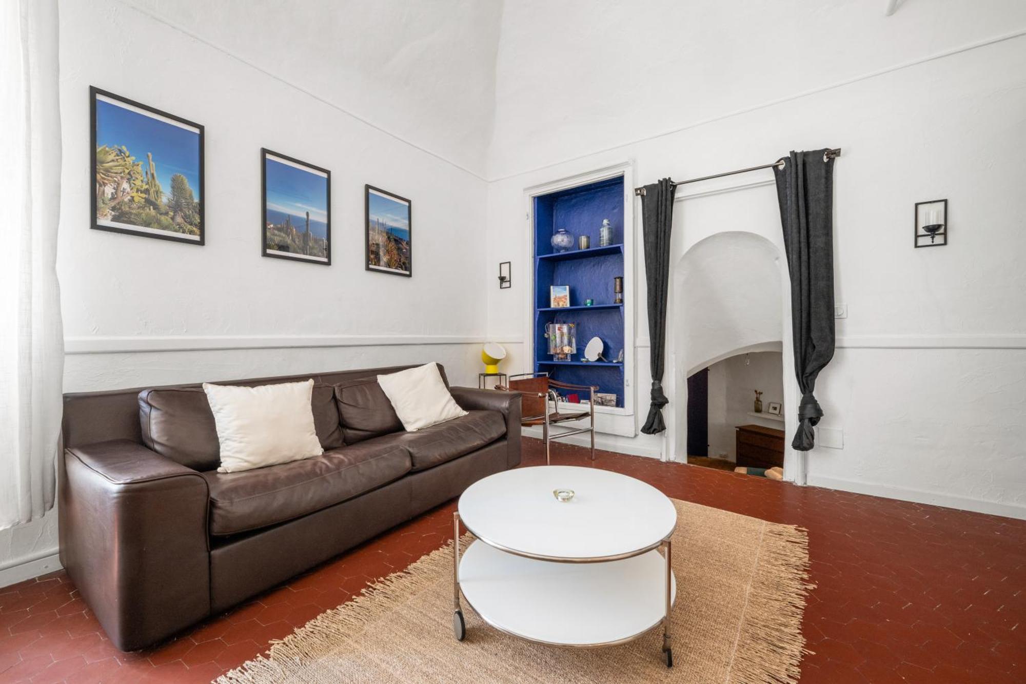 Les Sablettes - Bord De - Vieille - Parking Prive Apartment Menton
